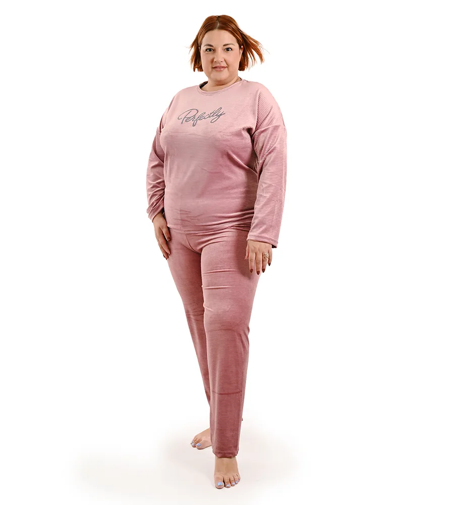 Plus size βελούδινη πυτζάμα